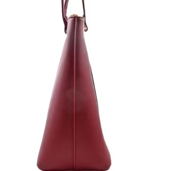 Badgley Mischka - Picture 3 of 6